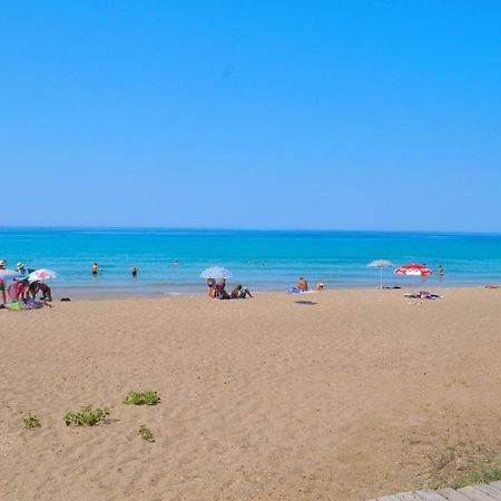 Holiday Studio Apartments Yannis On The Beach Of Agios Gordios In Corfu Extérieur photo